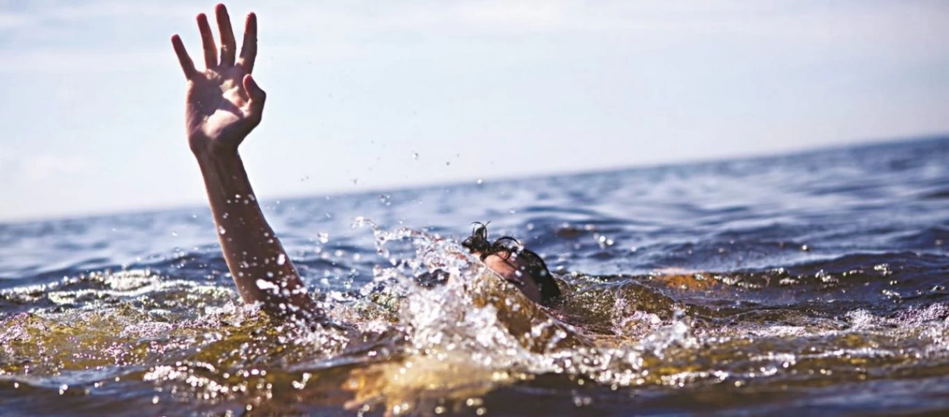 Τραγωδία στην Μανωλάδα: Πνίγηκε 25χρονος Αιγύπτιος που κολυμπούσε στην παραλία Κουνουπελάκι